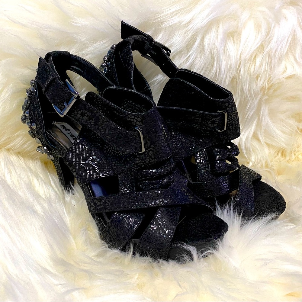 Not Rated Heels